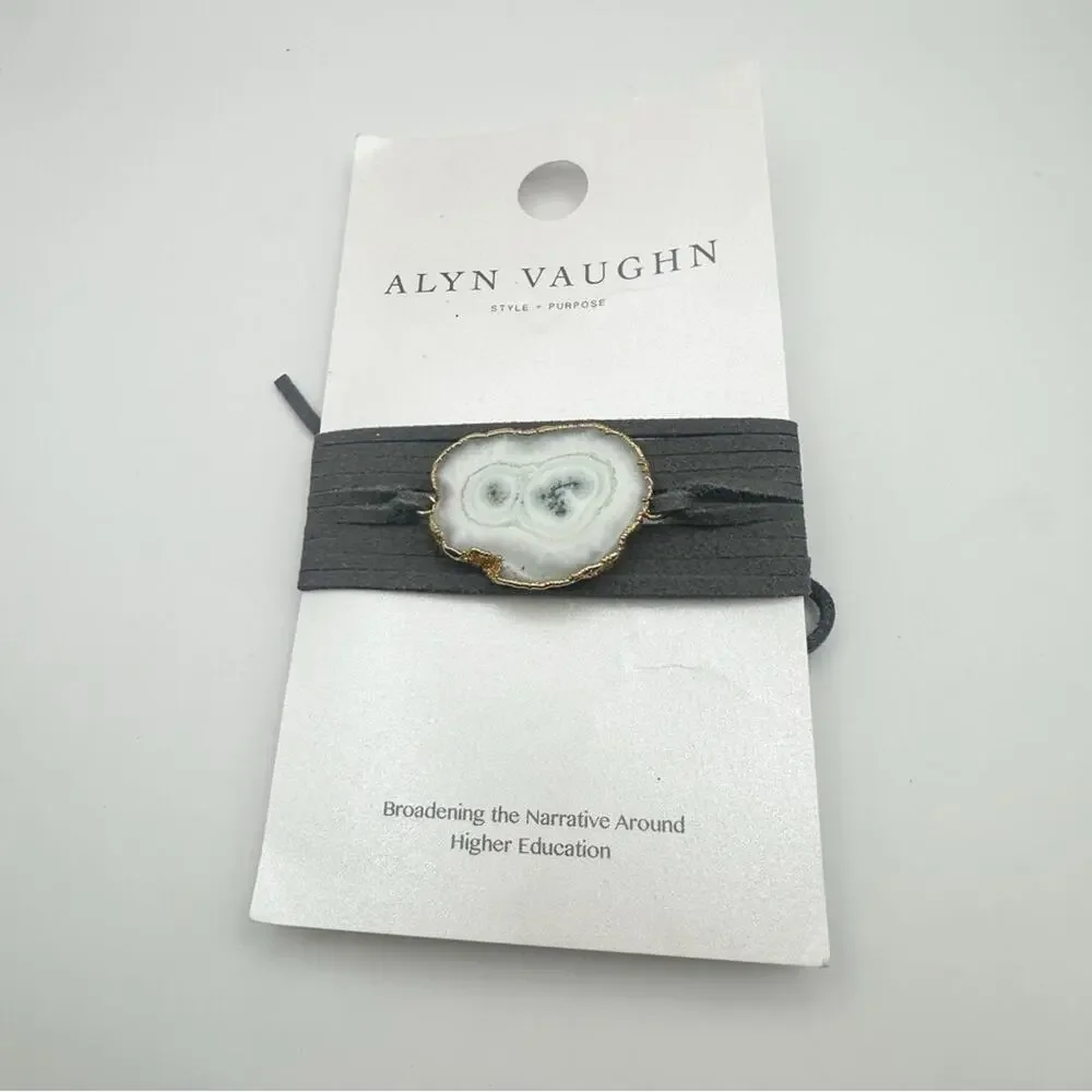 Alyn Vaughn Wrap Agate Natural Stone Bracelet Jewelry NWT $40 Gray Gold White